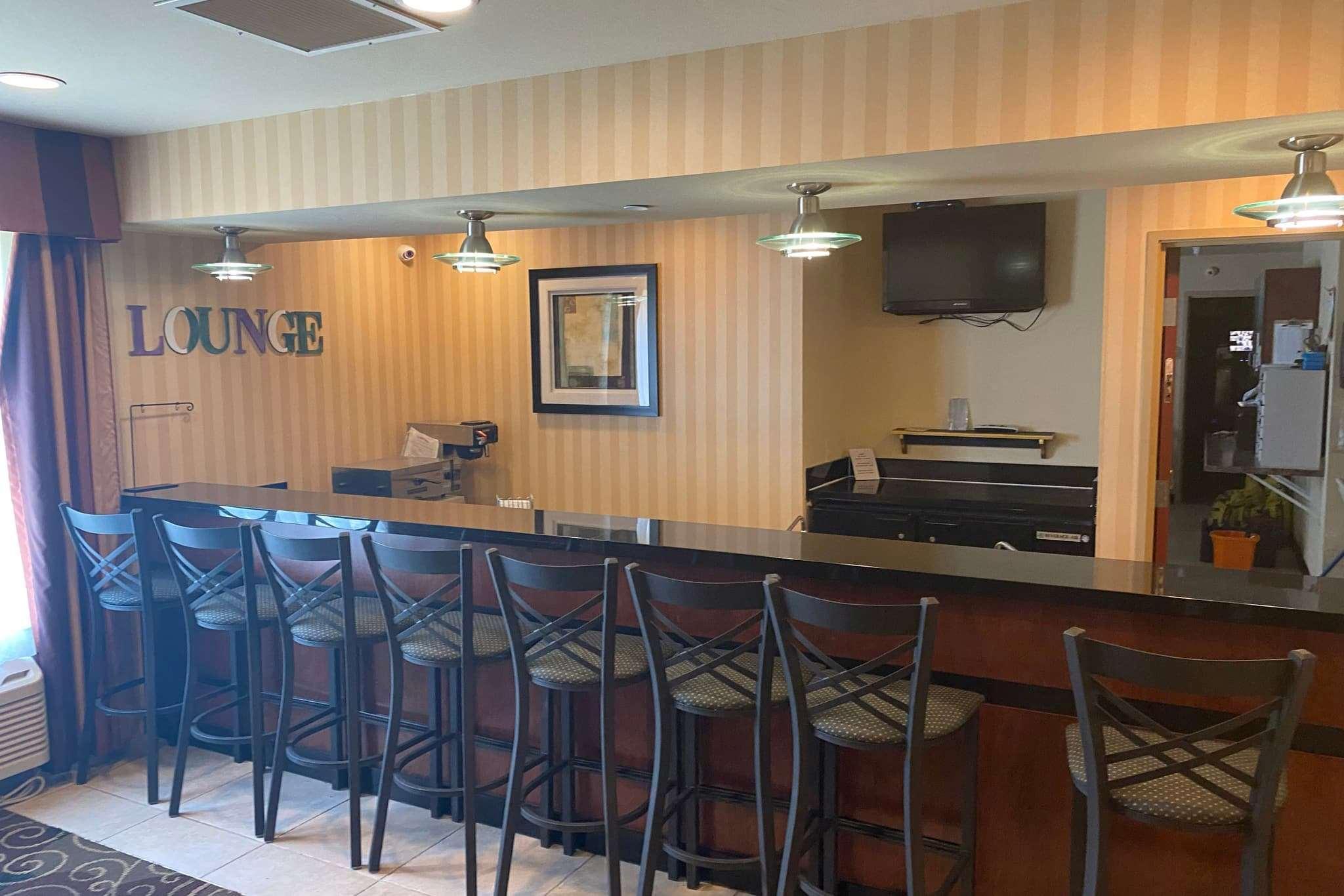 Americinn By Wyndham Oshkosh Exteriör bild