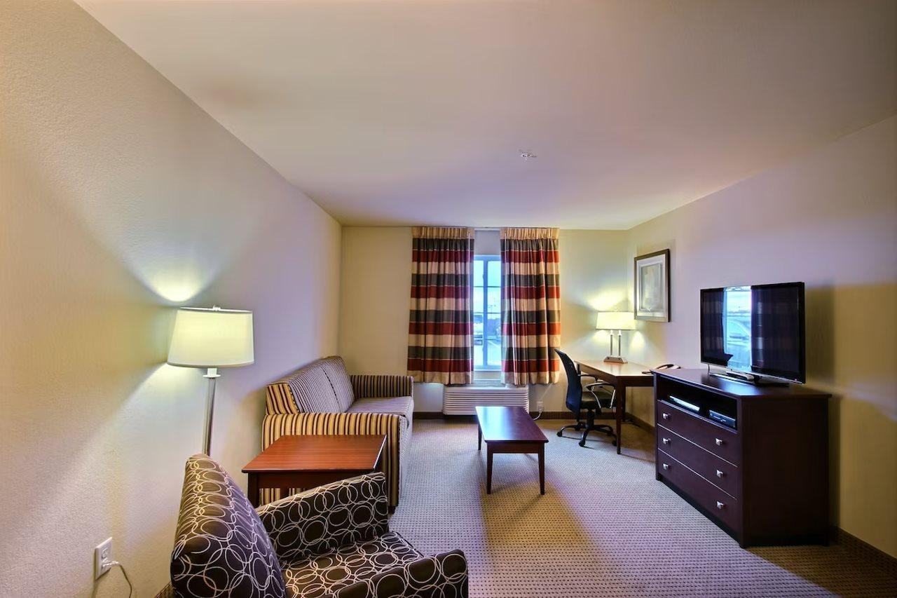 Americinn By Wyndham Oshkosh Exteriör bild