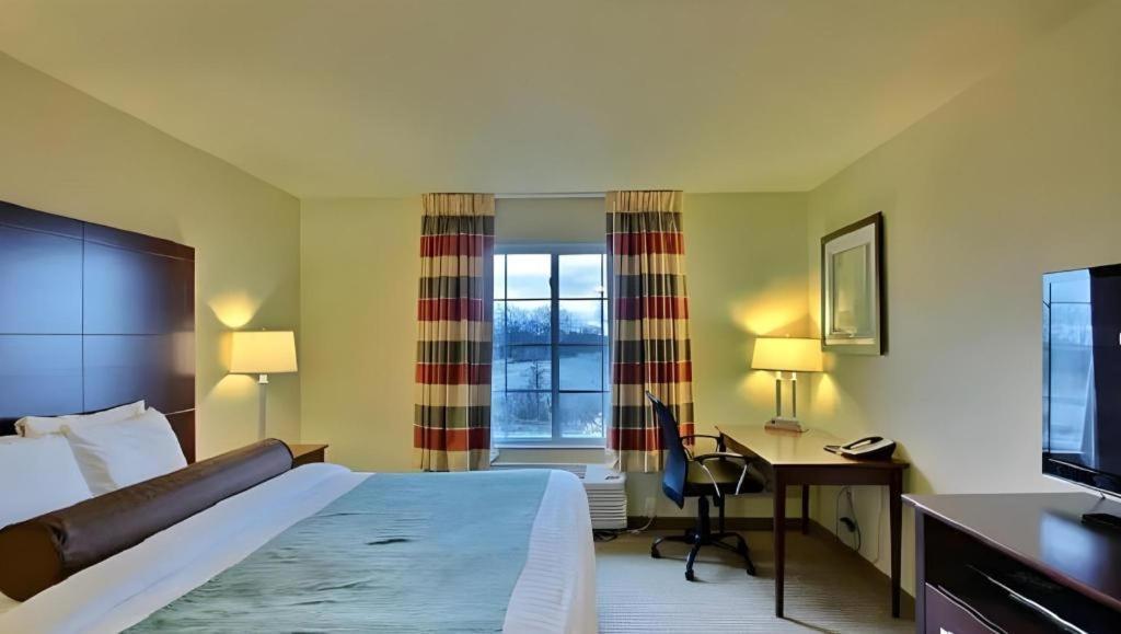 Americinn By Wyndham Oshkosh Exteriör bild