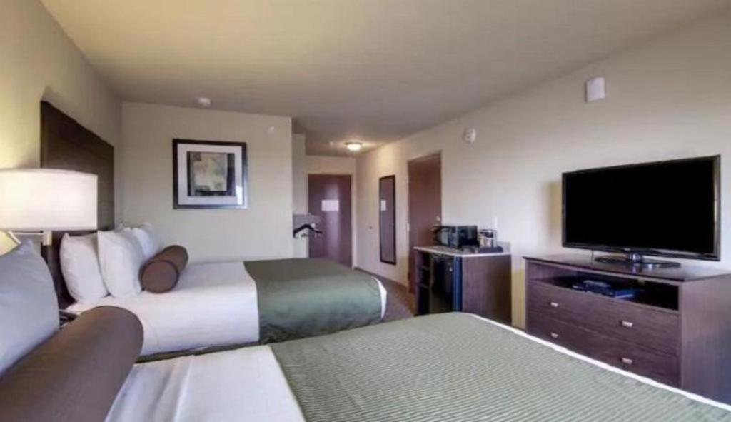Americinn By Wyndham Oshkosh Exteriör bild